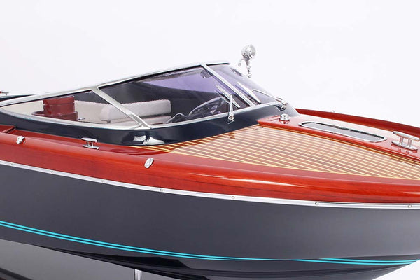 RIVA-AQUARIVA-SUPER-MODEL-BOAT-84cm-Picture12_191ae8aa-bae0-4f46-bc5d-ca7981a59c3b.jpg