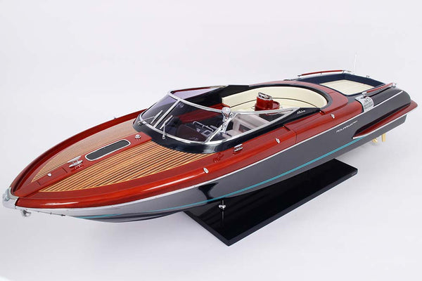 RIVA-AQUARIVA-SUPER-MODEL-BOAT-84cm-Picture8_80ec7eb1-3914-4bf6-aafe-ef5c06d86b2e.jpg