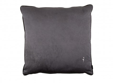 ZC301-01-le-defile-cushions-fantome_06.jpg